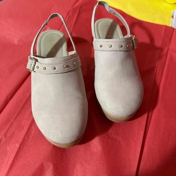 Children’s place clogs - Picture 1 of 6